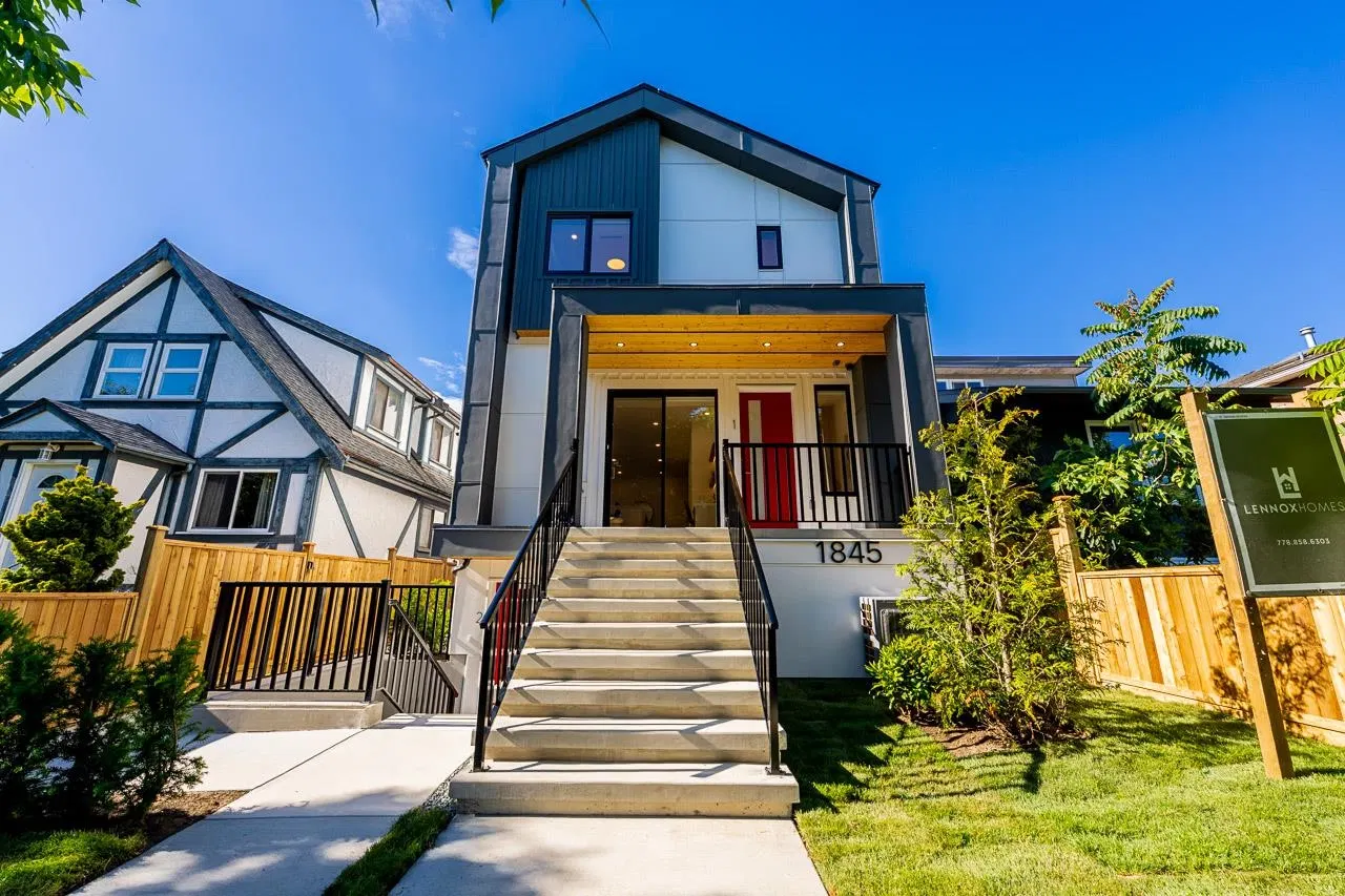 #3 – 1845 51st Avenue