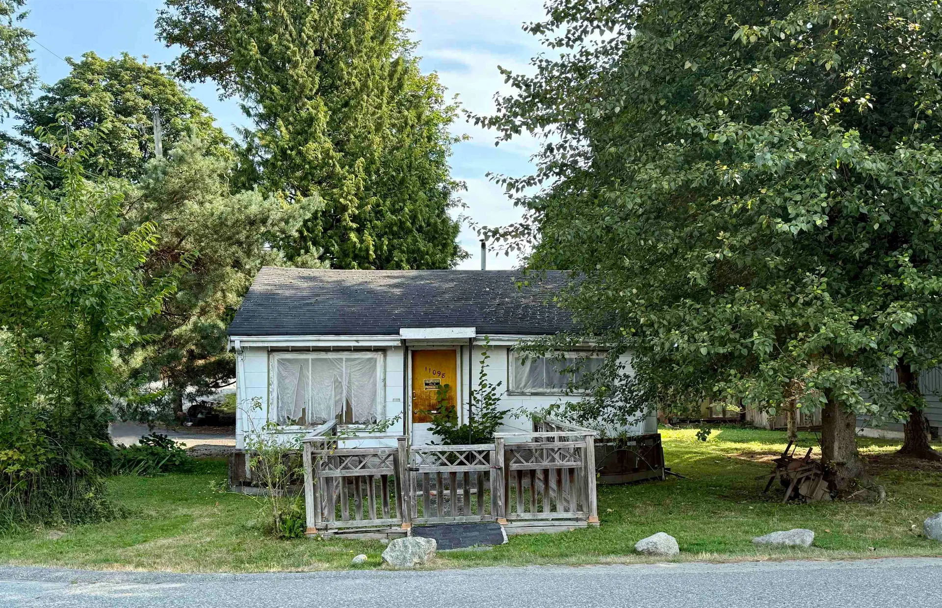 Photo 1 of 10 at 11098 Princess Street