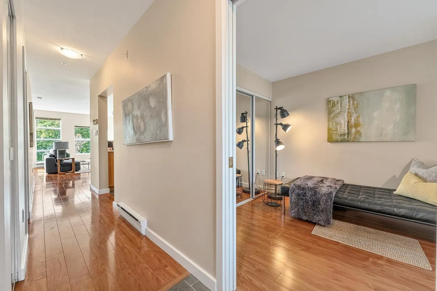 Photo 4 of 31 at #302 – 2020 E Kent Avenue