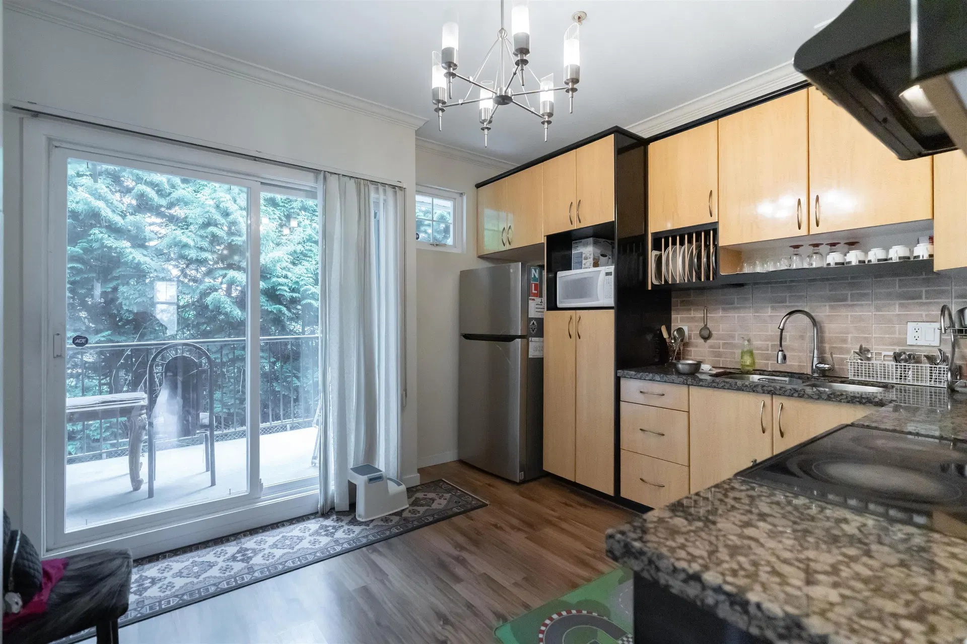 Photo 5 of 16 at #27 – 12585 72 Avenue