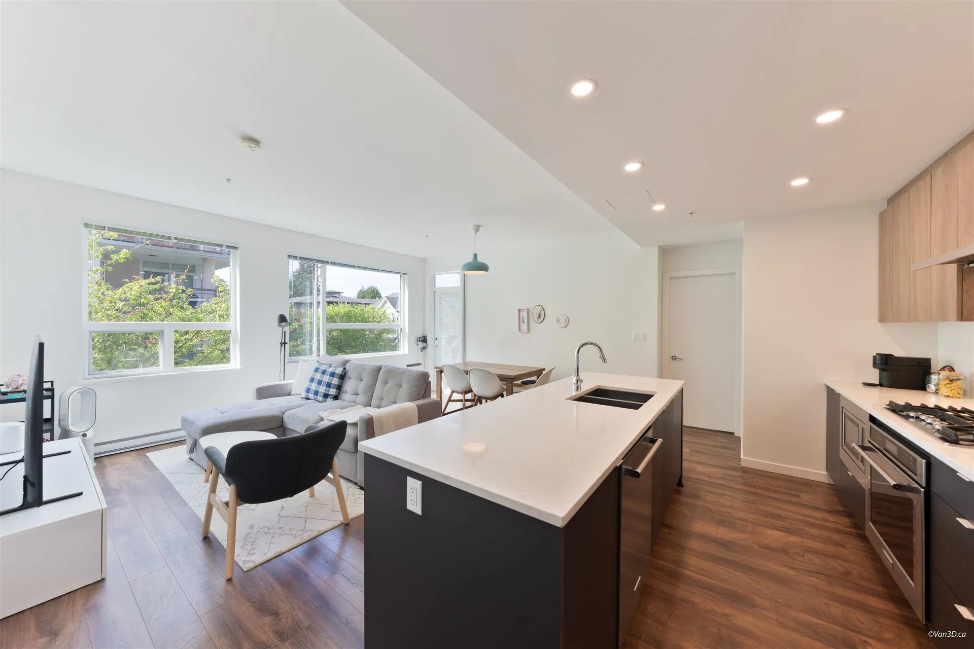 #208 – 717 Breslay Street