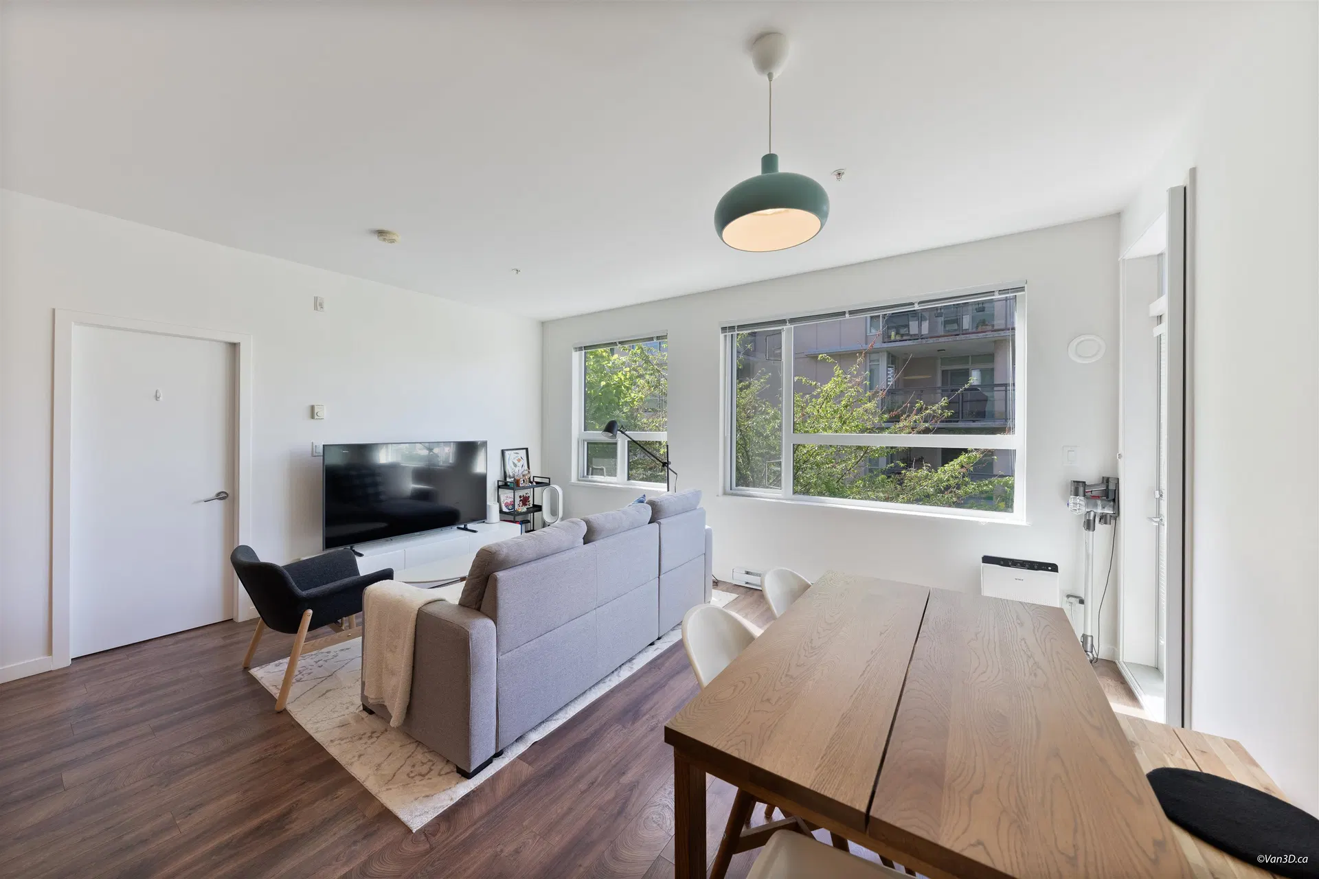 Photo 5 of 28 at #208 – 717 Breslay Street