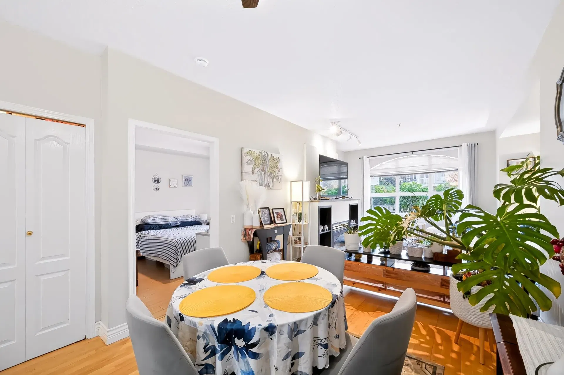Photo 5 of 24 at #102 – 5888 Dover Crescent