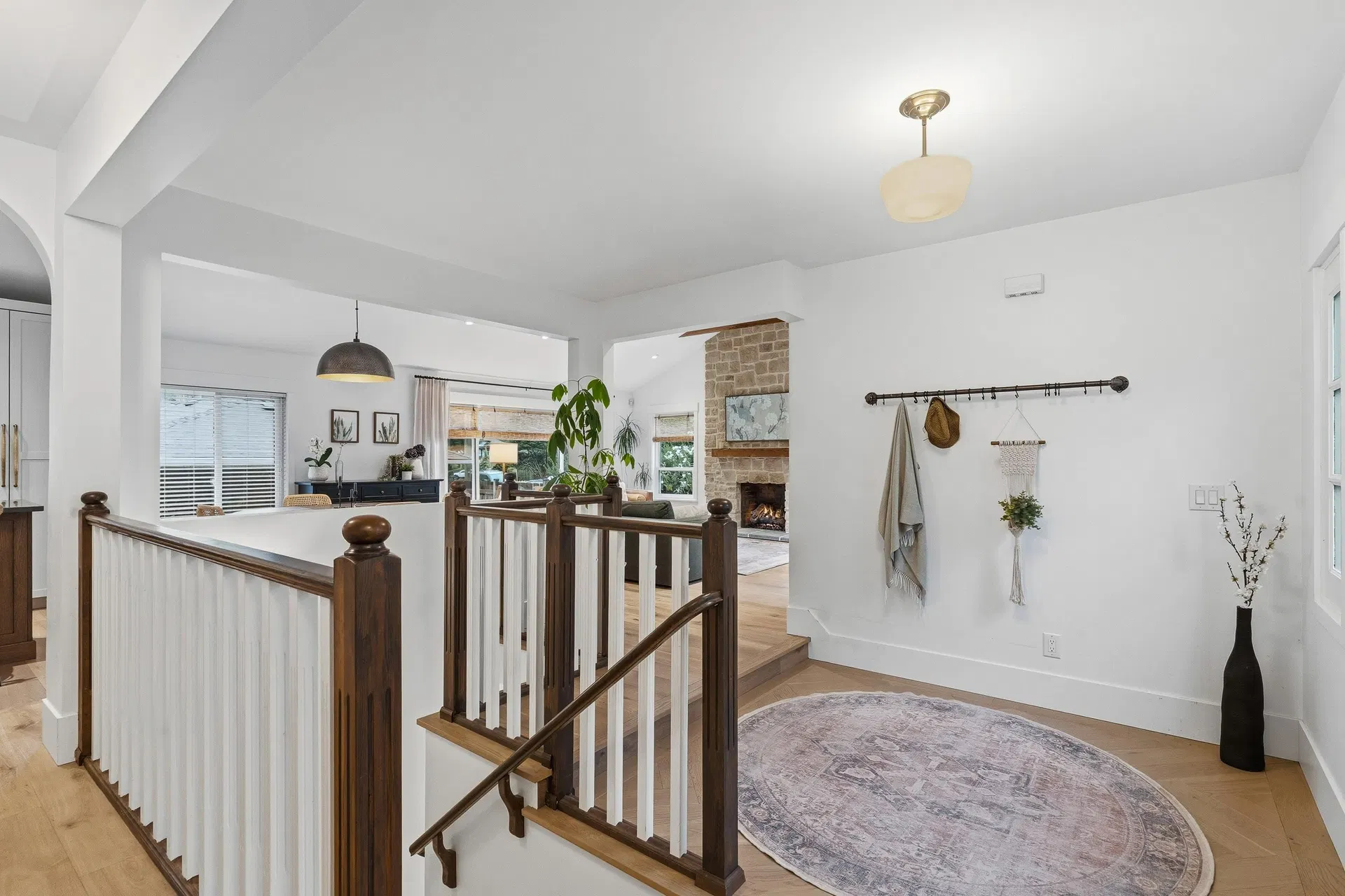 Photo 4 of 40 at 1335 Ridgewood Drive