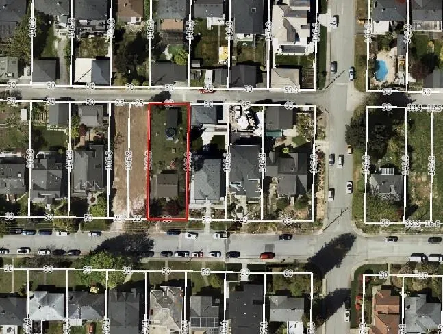 Photo 4 of 29 at 446 E 16th Street