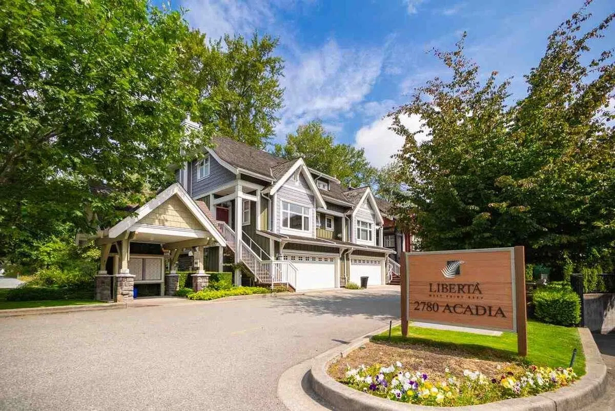 #5 – 2780 Acadia Road