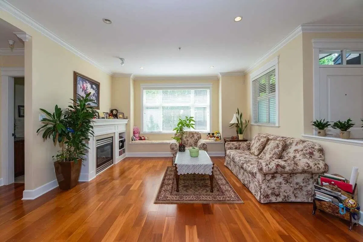 Photo 2 of 15 at #5 – 2780 Acadia Road