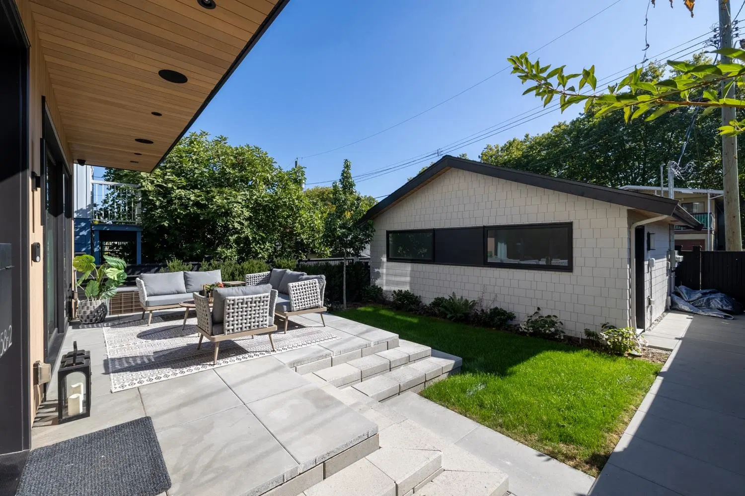 Photo 3 of 40 at #2 – 58 E 40th Avenue