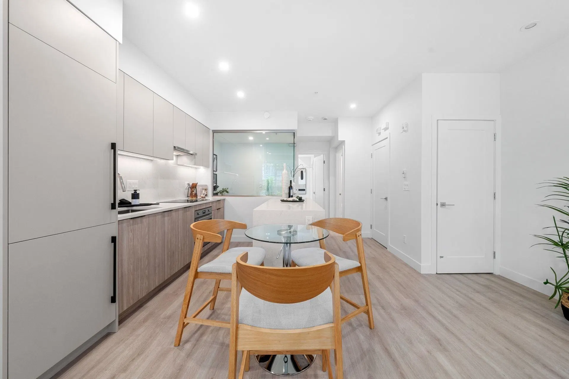Photo 5 of 16 at #107 – 7161 17th Avenue