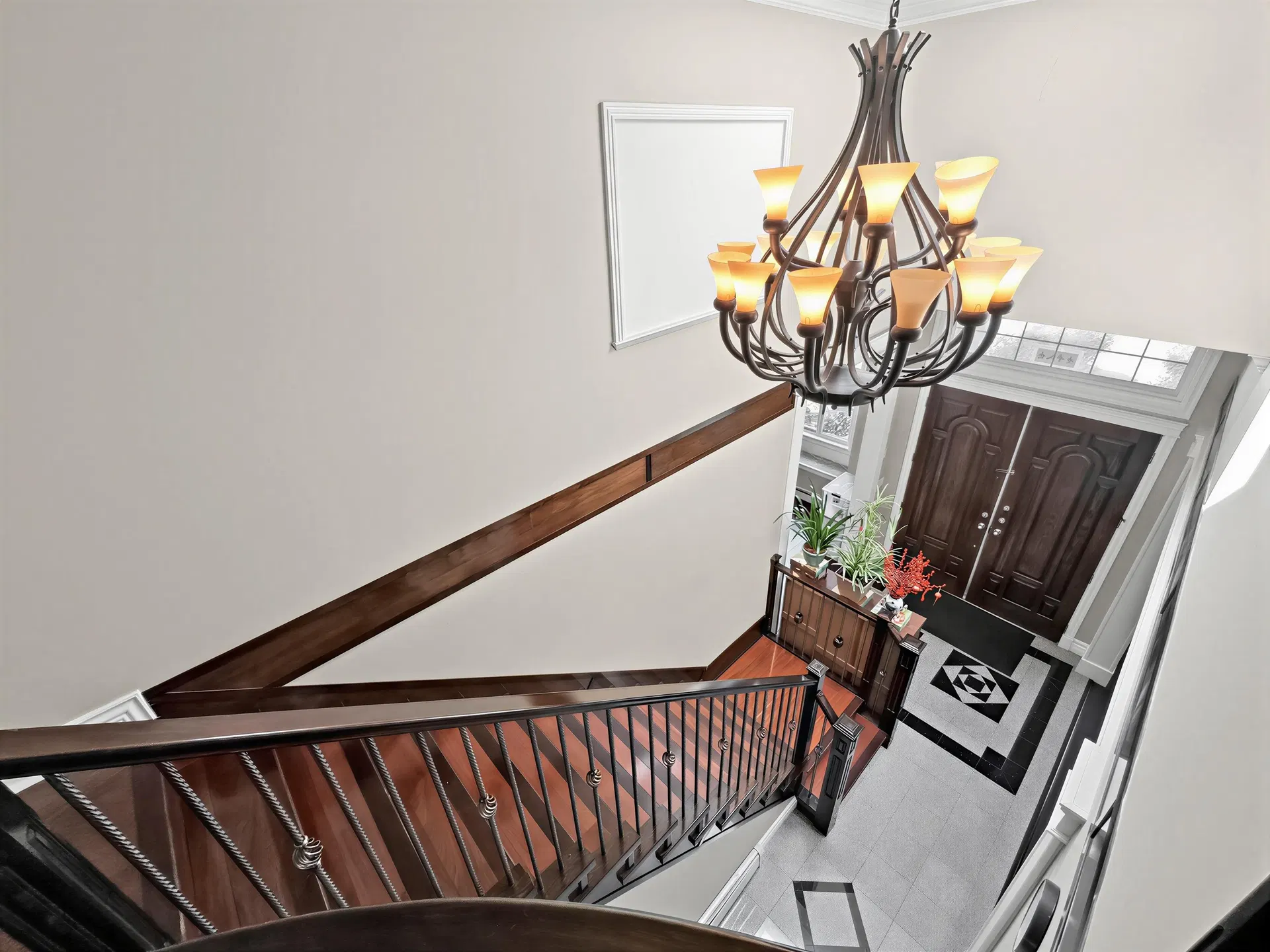 Photo 4 of 40 at 9280 134 Street