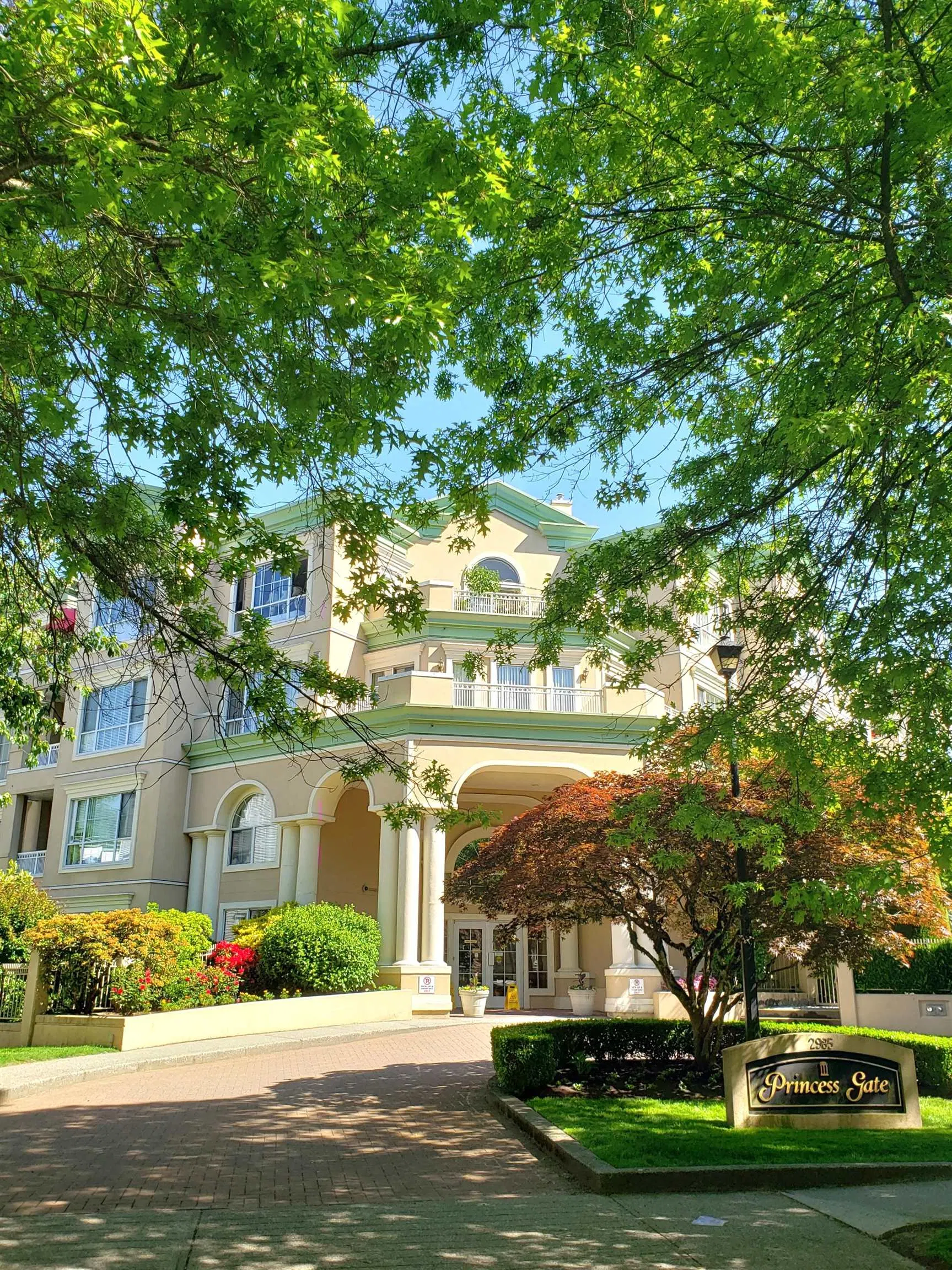 Photo 2 of 39 at #307 – 2985 Princess Crescent