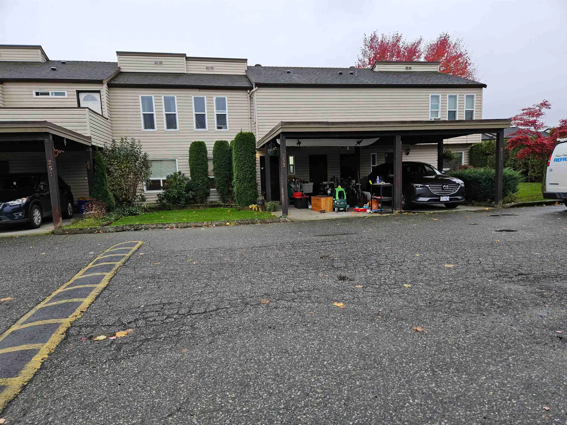 #255 – 27411 28 Avenue