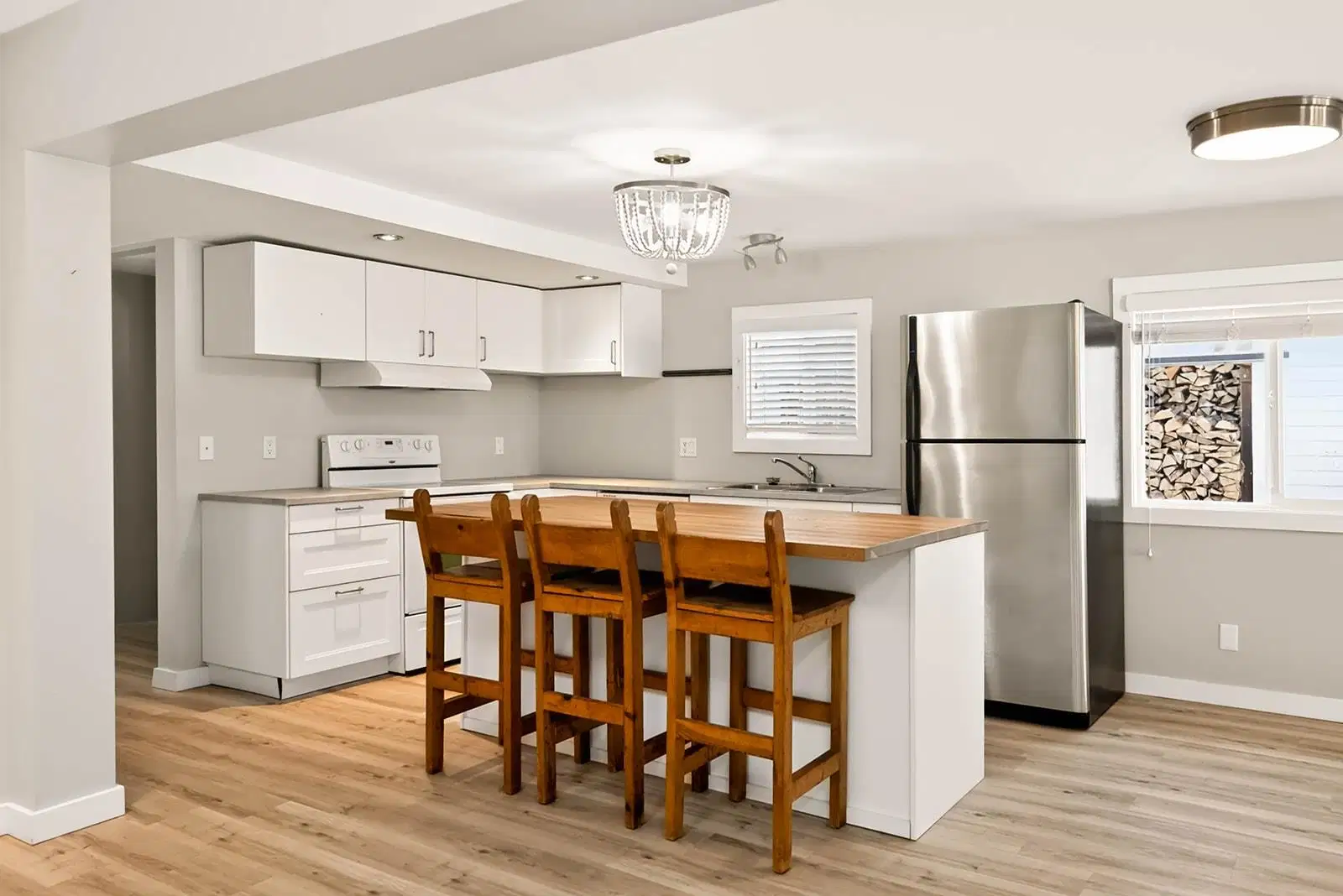 1413 Sunshine Coast Highway
