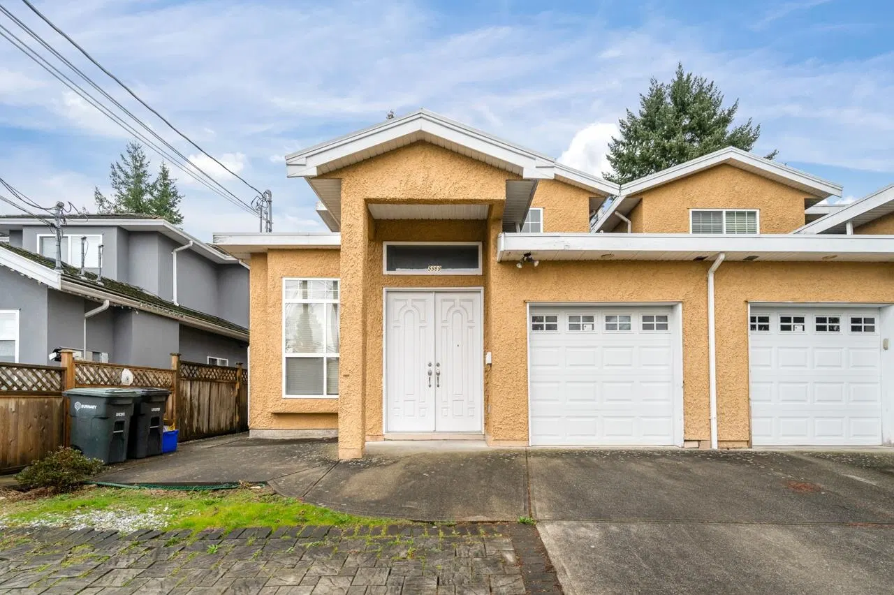 Photo 1 of 25 at 5989 Rumble Street