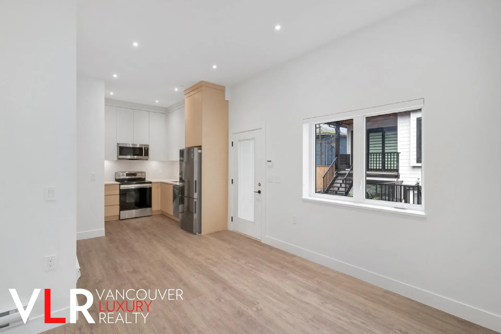 Photo 3 of 19 at 150 E 18th Avenue