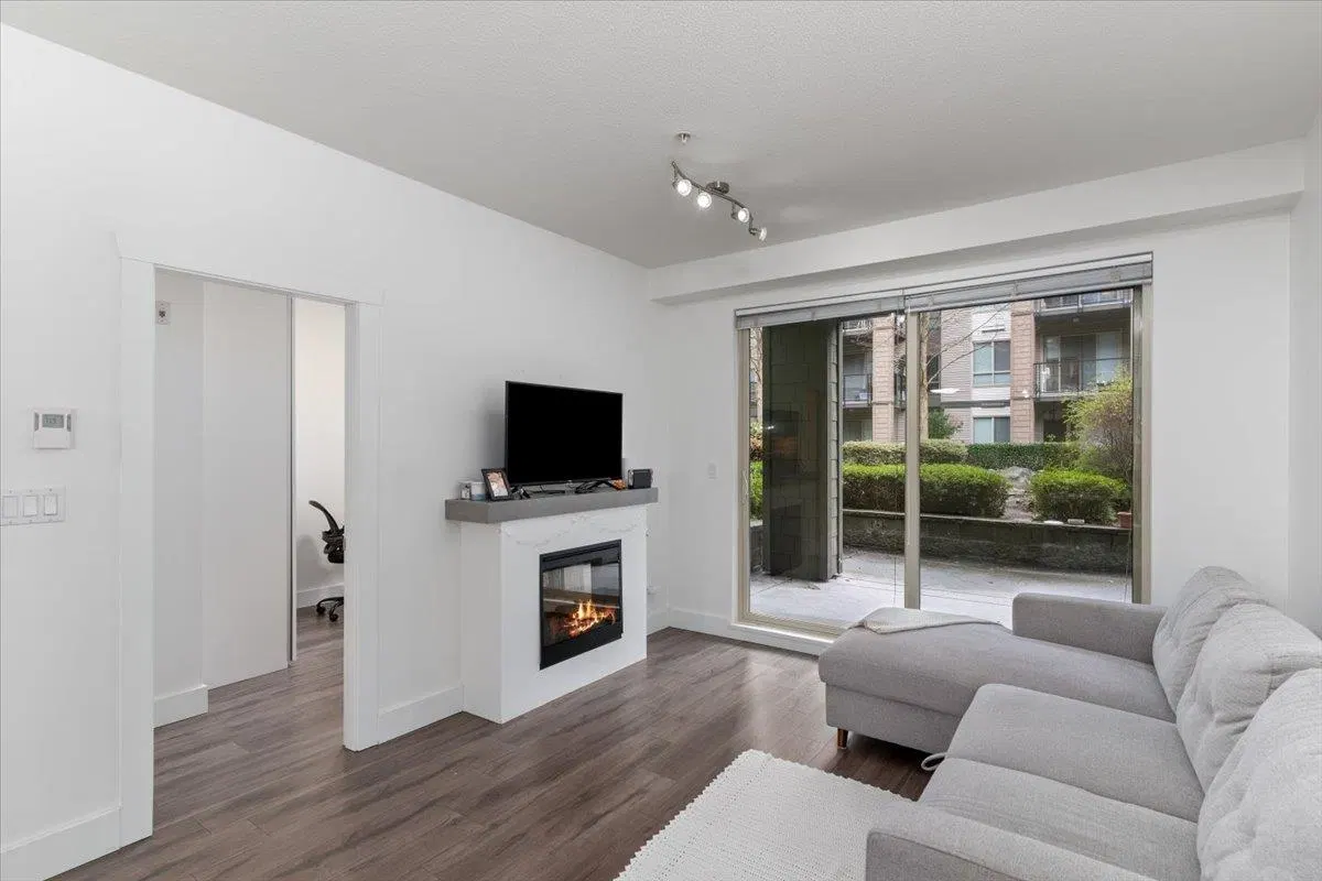 #112 – 7478 Byrnepark Walk