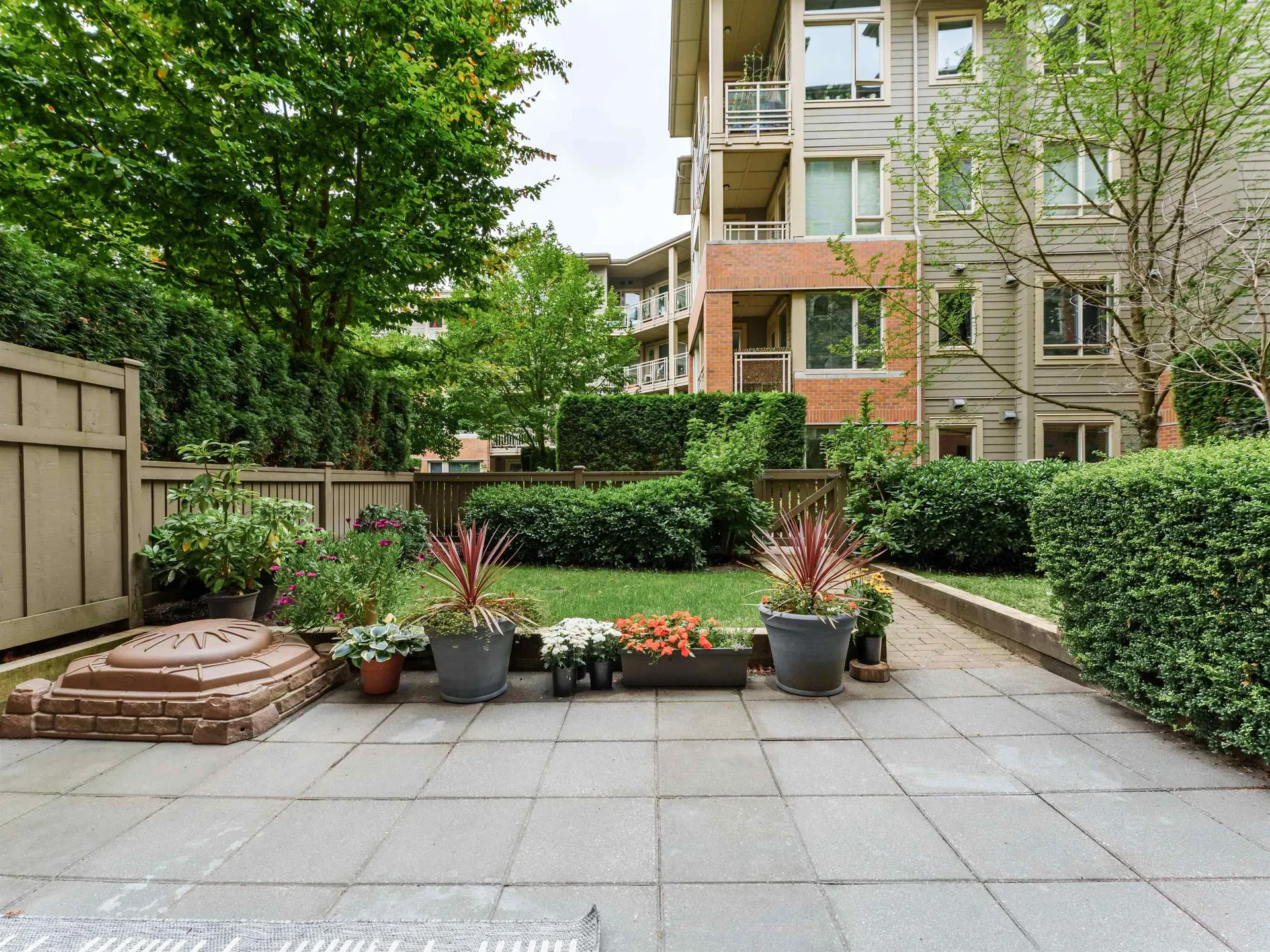 Photo 5 of 35 at G11 – 139 W 22nd Street