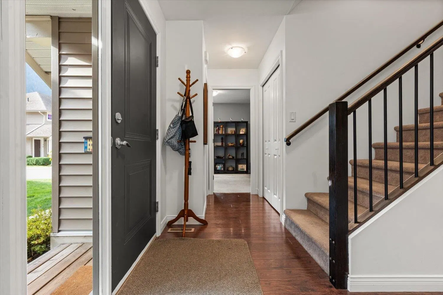 Photo 5 of 33 at #24 – 1175 7th Avenue