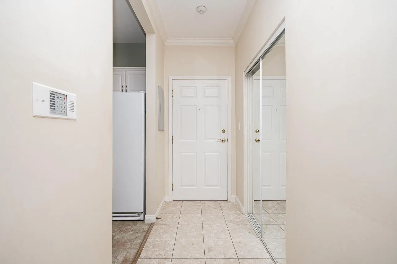 Photo 5 of 33 at #104 – 2995 Princess Crescent