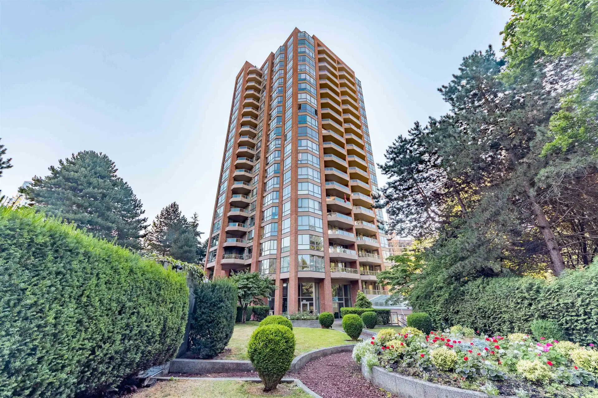 #201 – 4350 Beresford Street