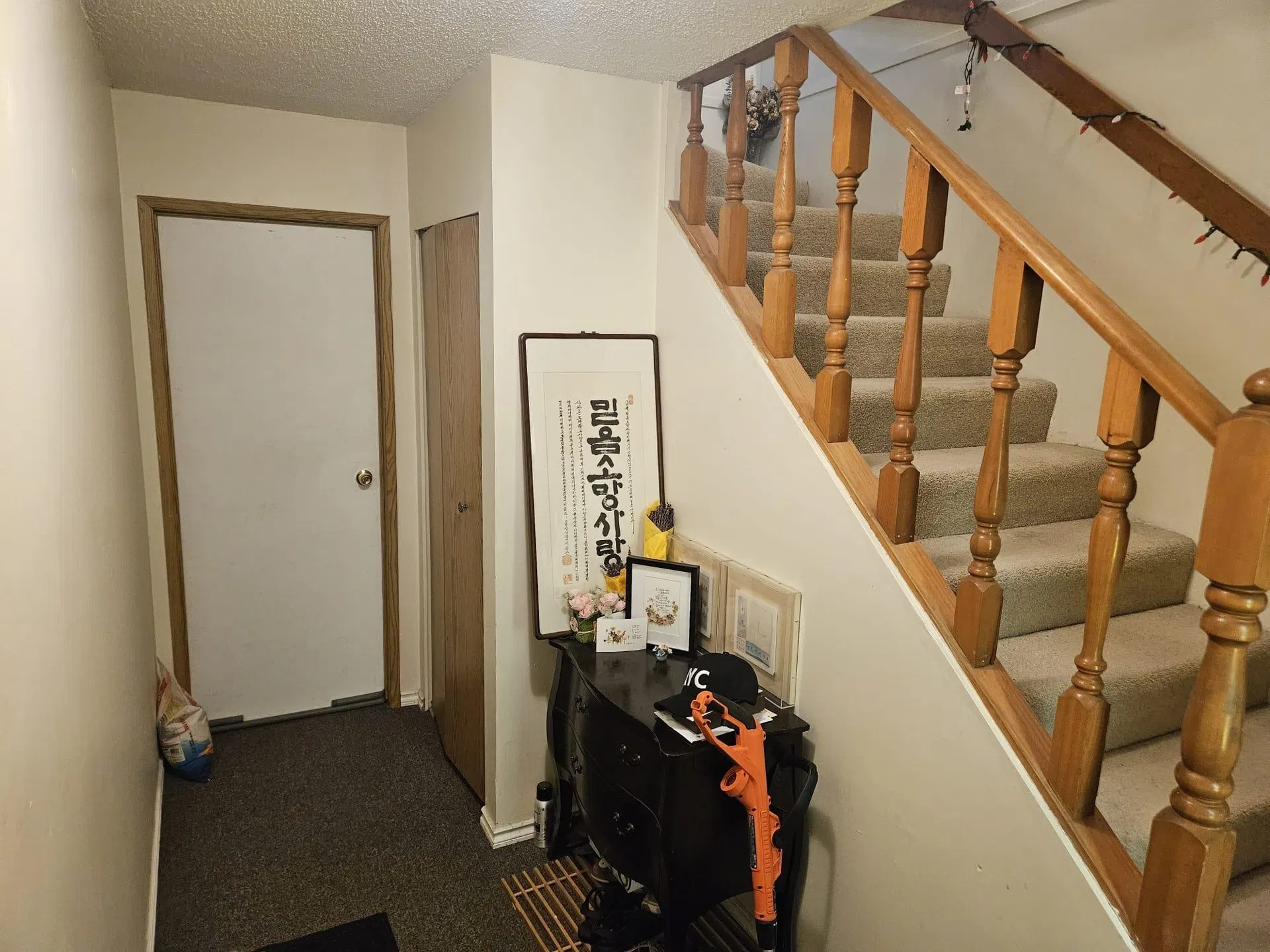Photo 5 of 12 at 15077 98 Avenue