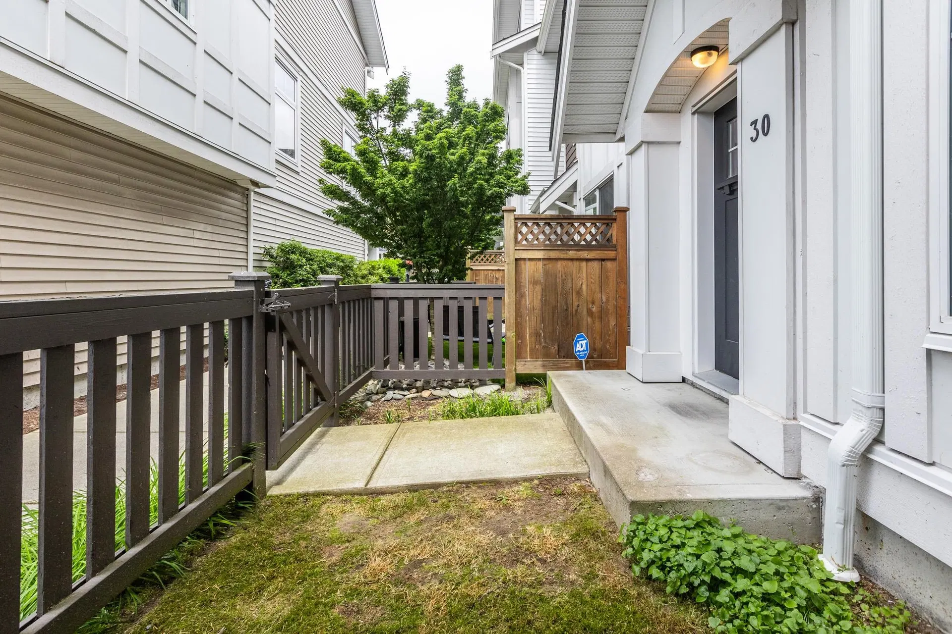 Photo 5 of 37 at #30 – 12073 62 Avenue