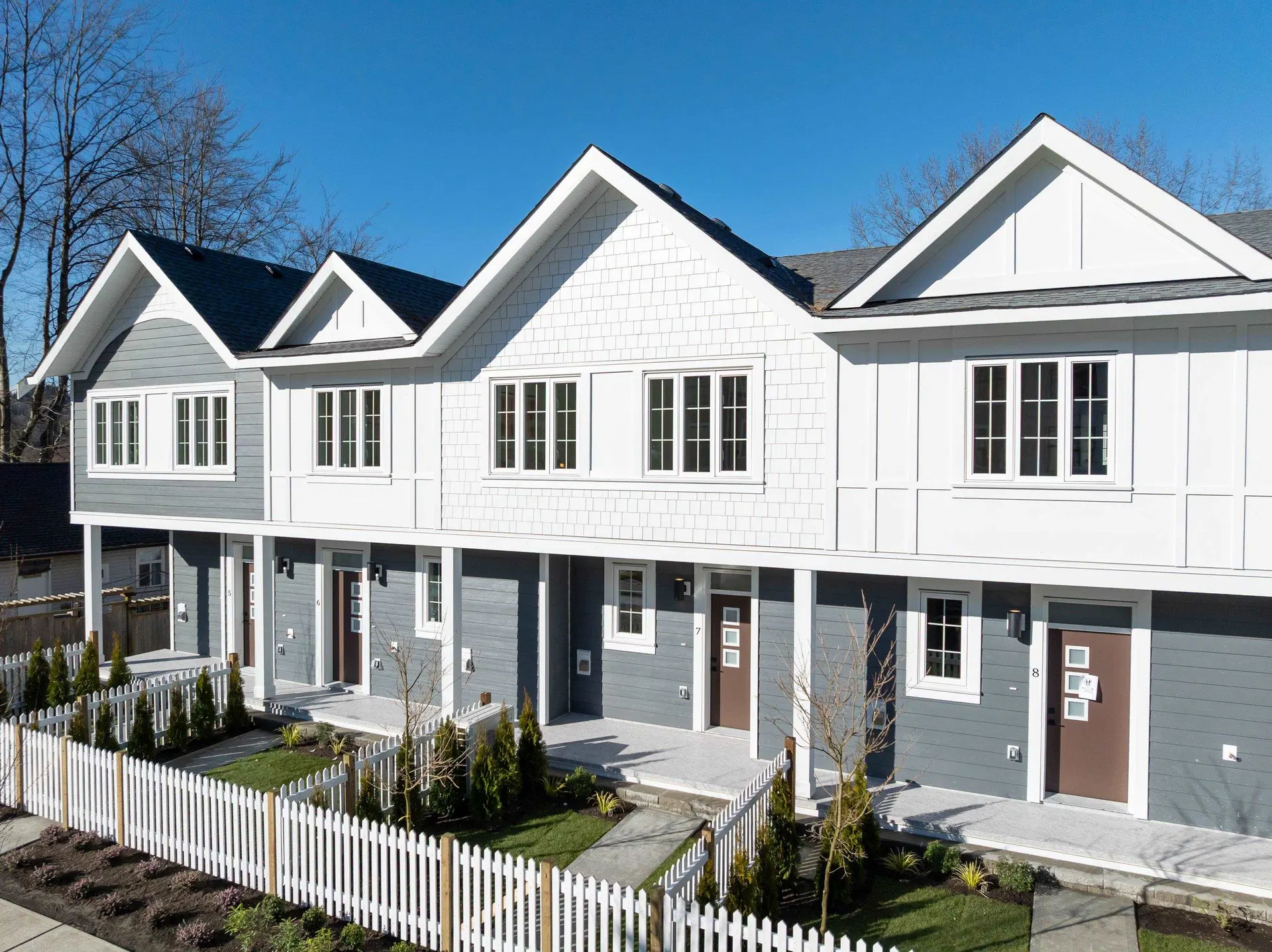 #2 – 2807 St Andrews Street