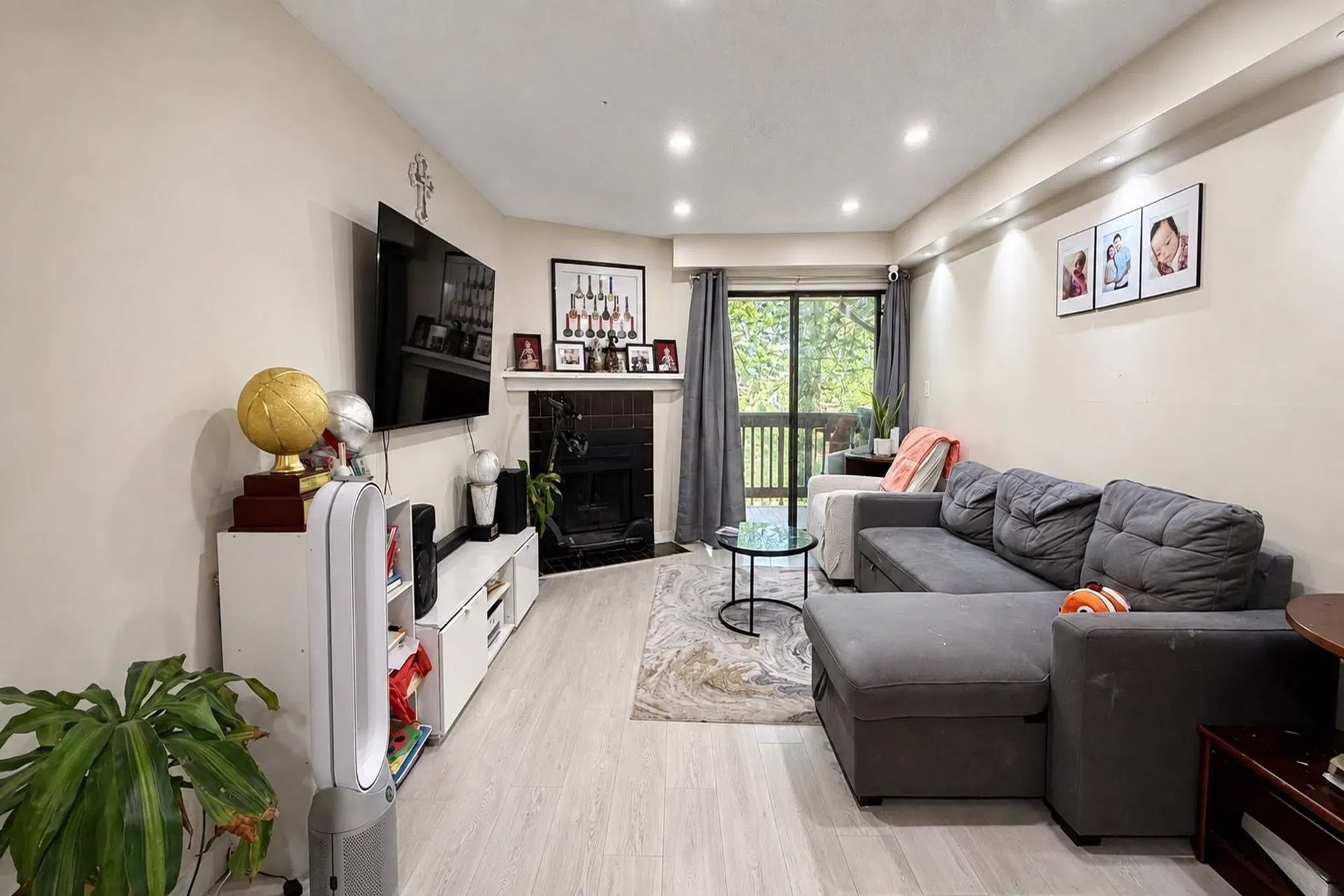 Photo 2 of 16 at #306 – 10560 154 Street