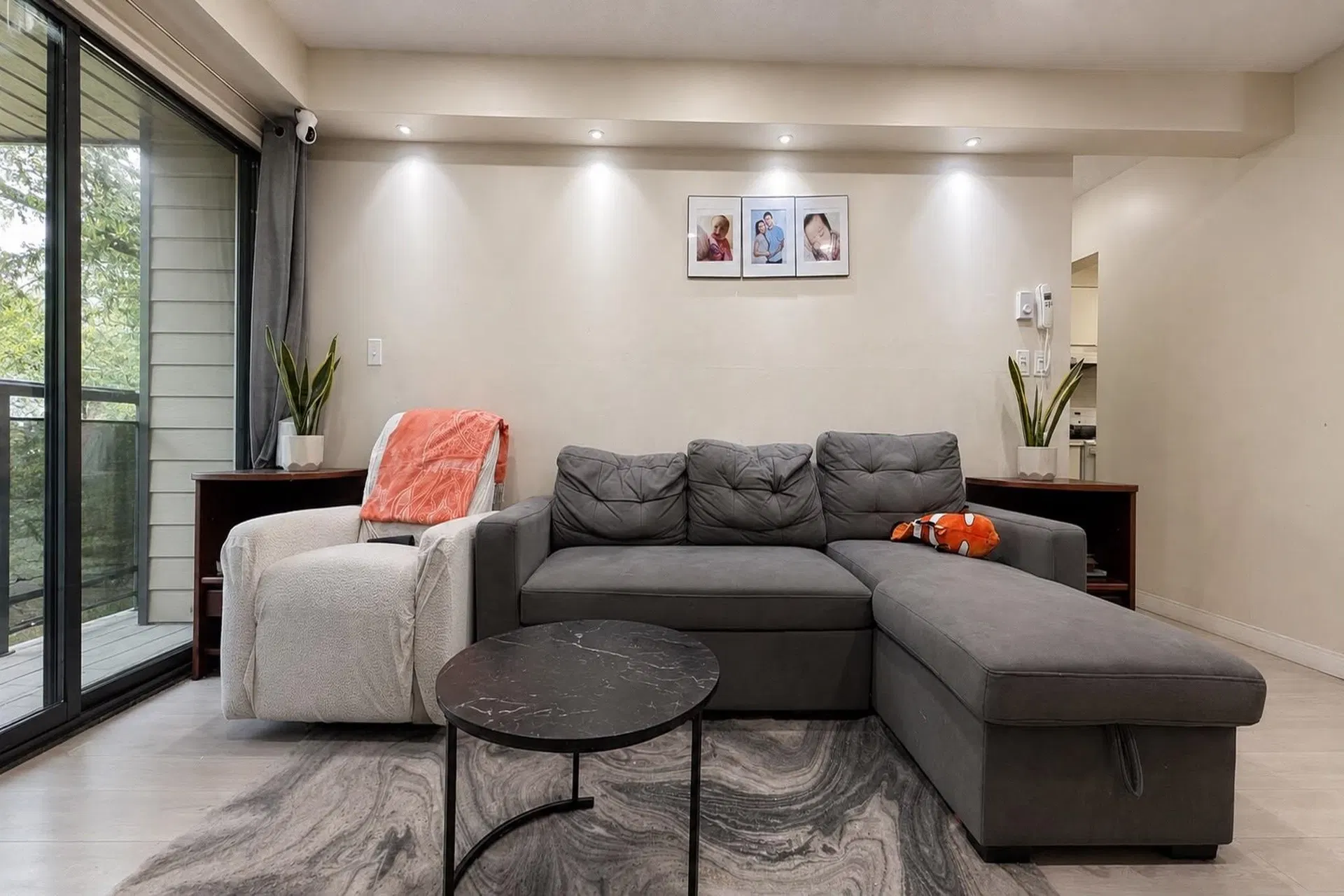Photo 3 of 16 at #306 – 10560 154 Street