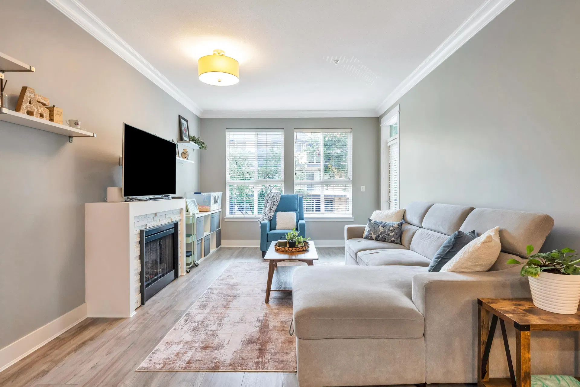 Photo 3 of 31 at #202 – 5430 201 Street