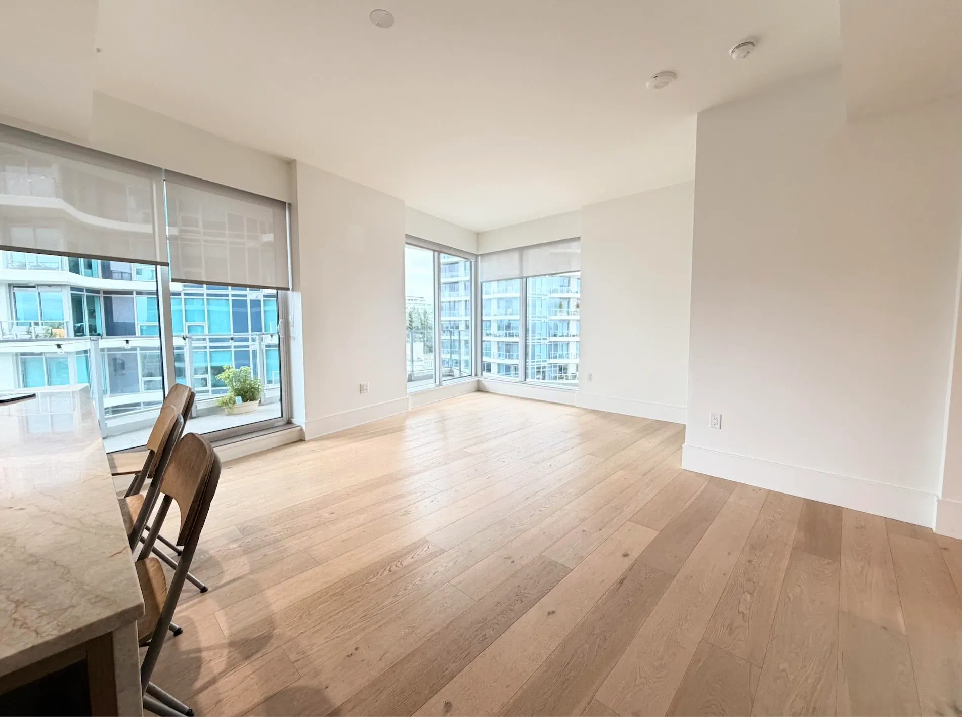 Photo 1 of 8 at #1105 – 1500 Martin Street