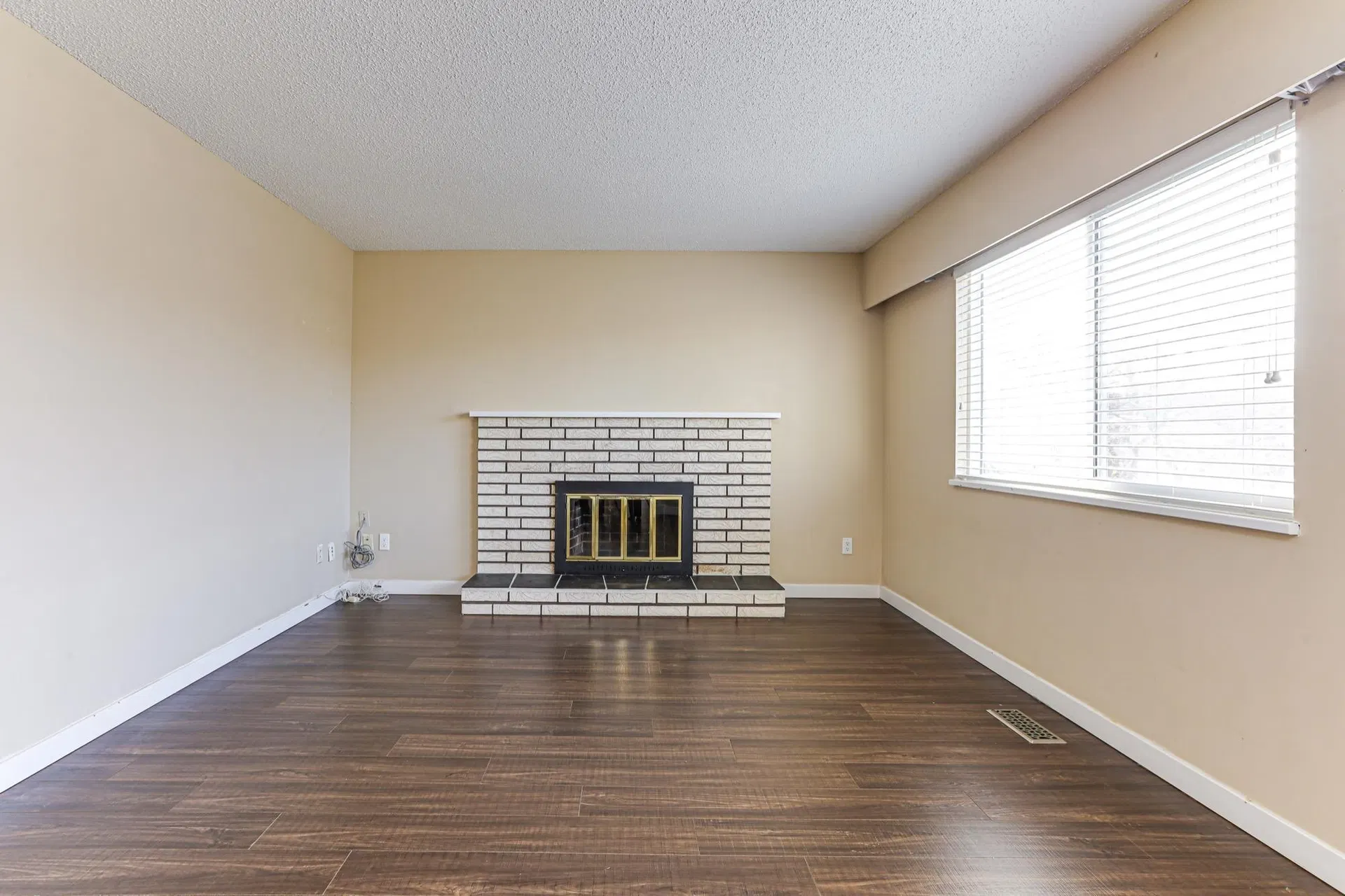 Photo 5 of 40 at 11160 Barkentine Place