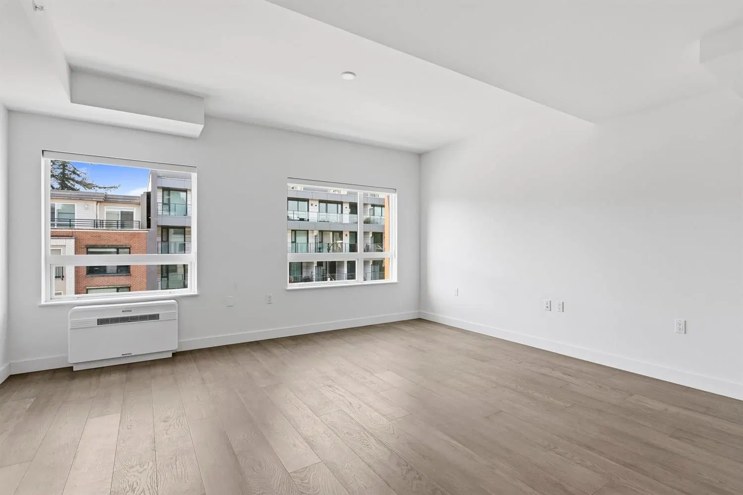 Photo 4 of 36 at #307 – 3590 W 39th Avenue
