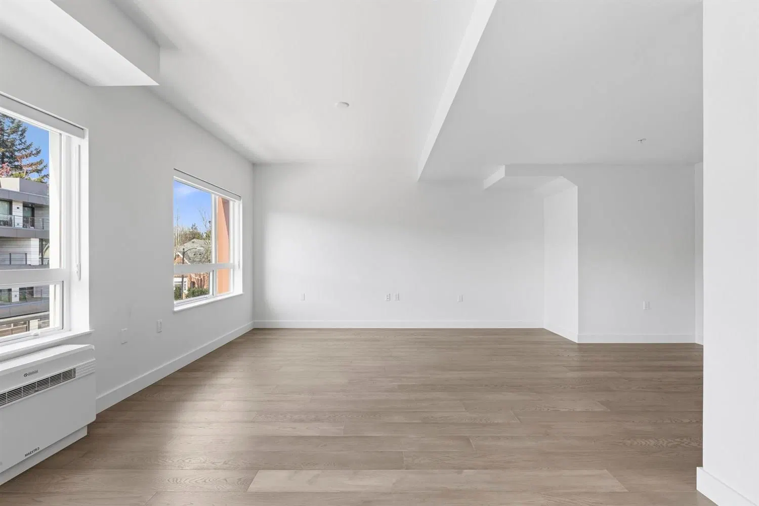 Photo 5 of 36 at #307 – 3590 W 39th Avenue
