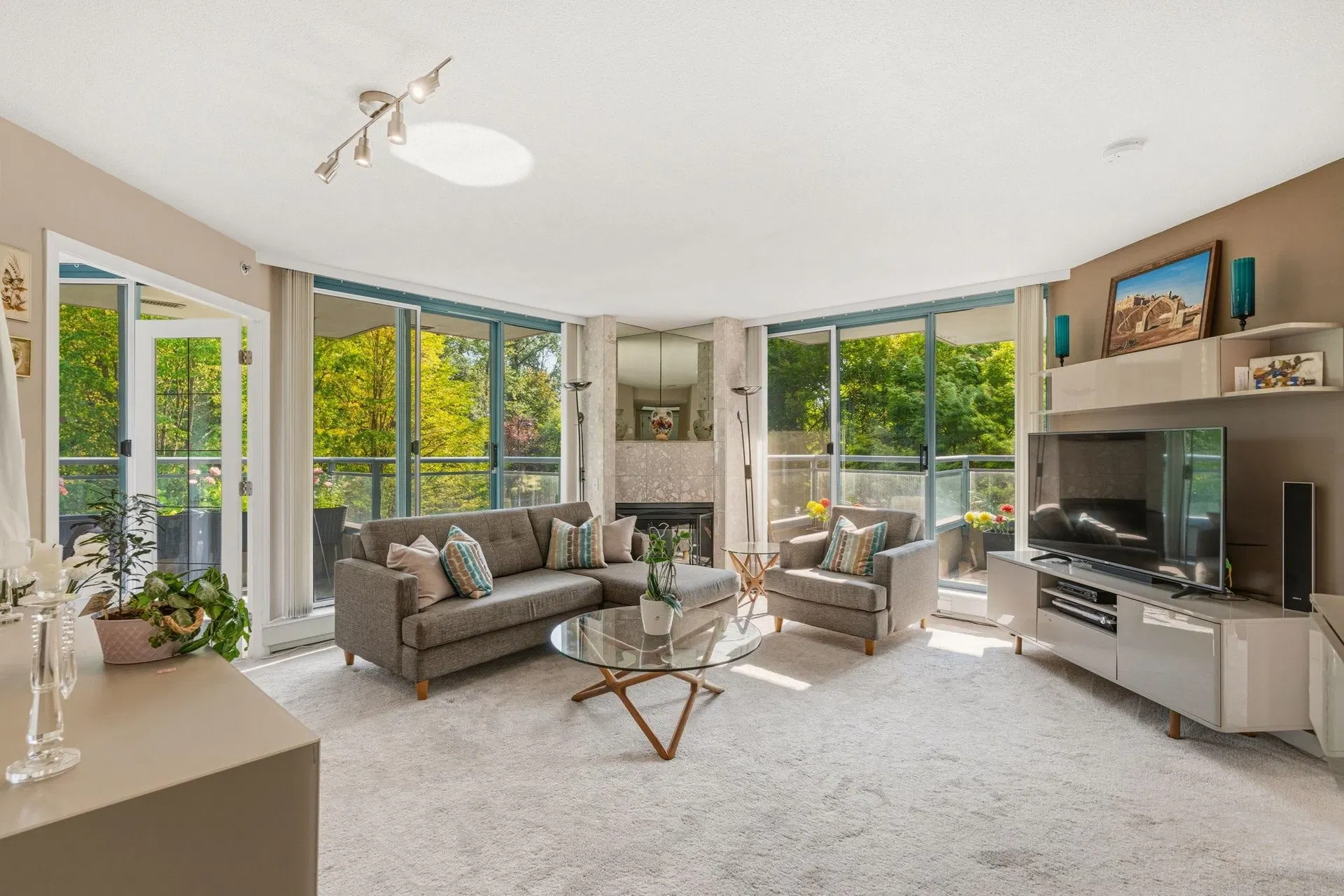 Photo 1 of 34 at #203 – 13353 108 Avenue