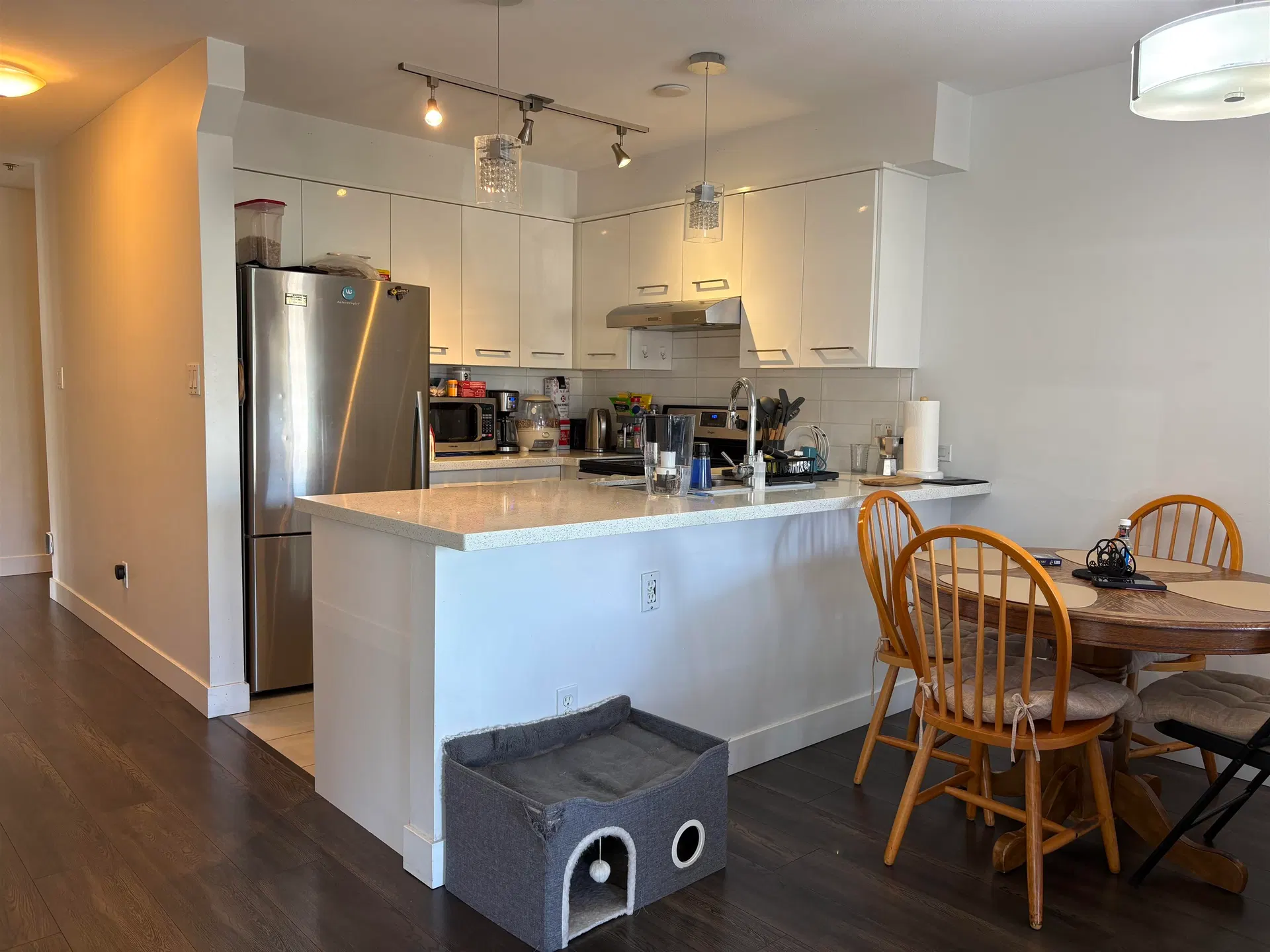 Photo 4 of 17 at #232 – 5555 Victoria Drive