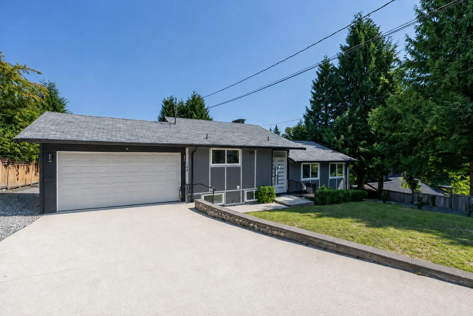 Photo 1 of 40 at 104 Bonnymuir Drive
