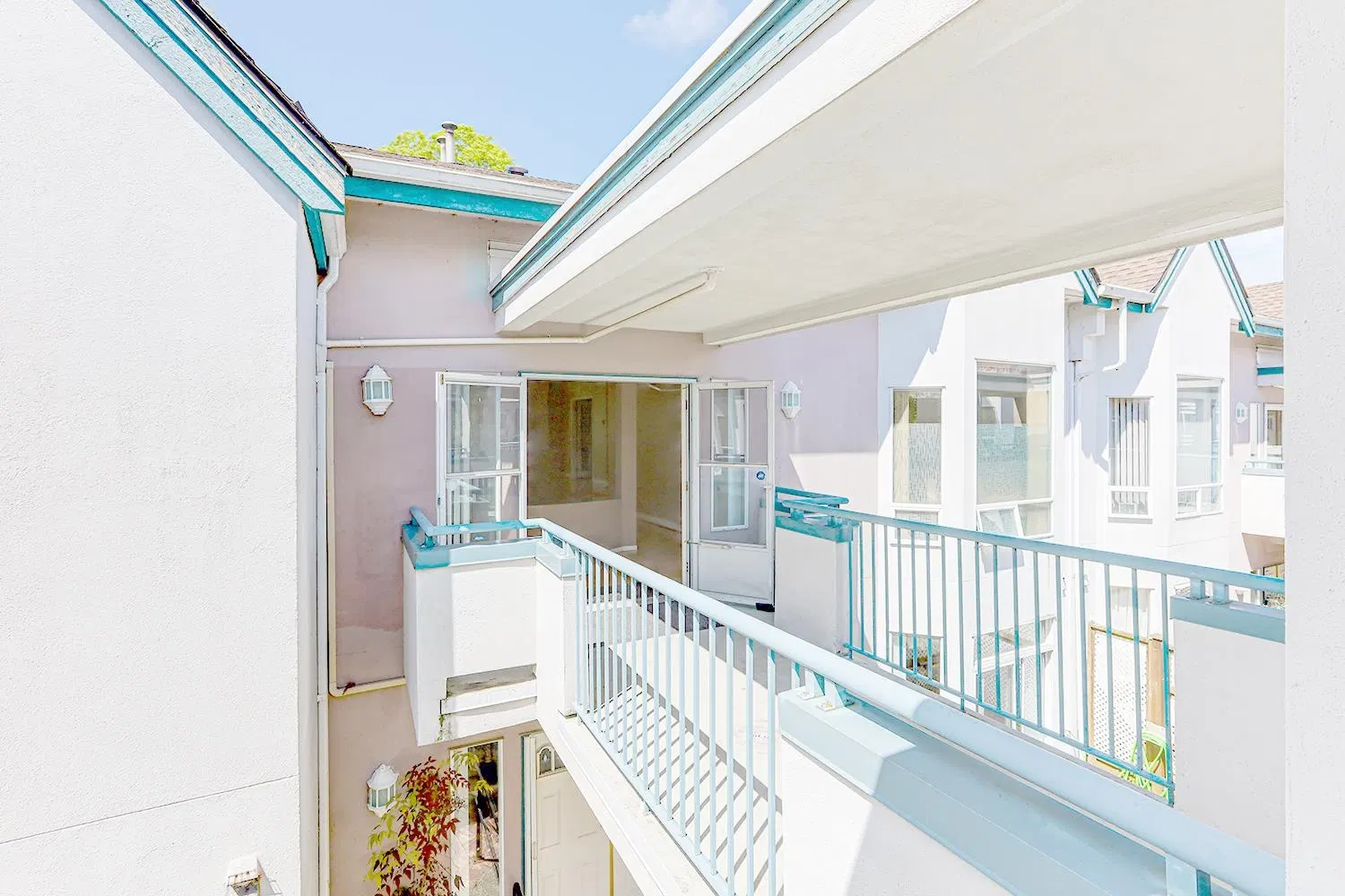 Photo 4 of 40 at #303 – 7500 Abercrombie Drive