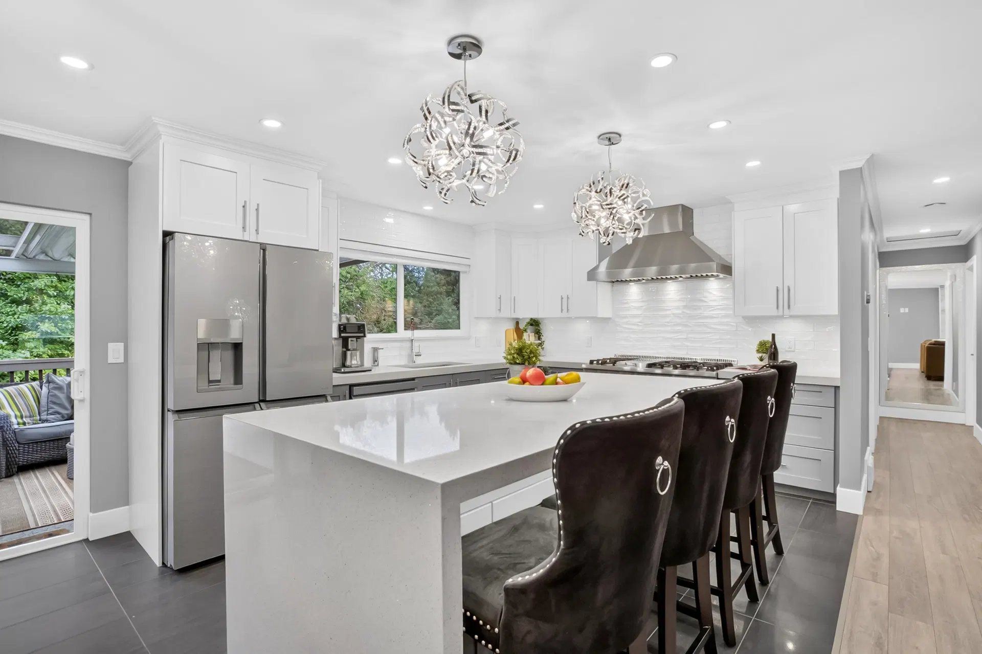 Photo 4 of 40 at 11554 Wildwood Crescent