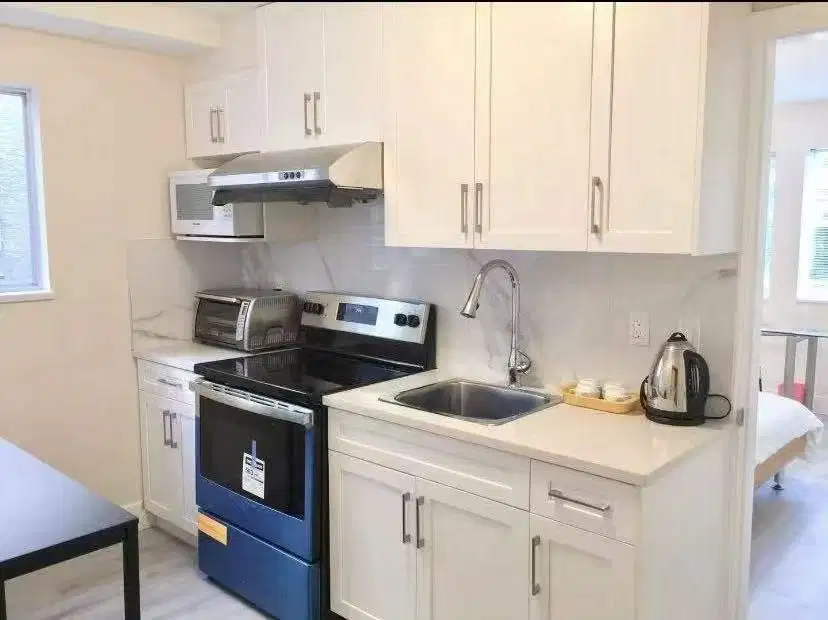 3000 West 21st Avenue