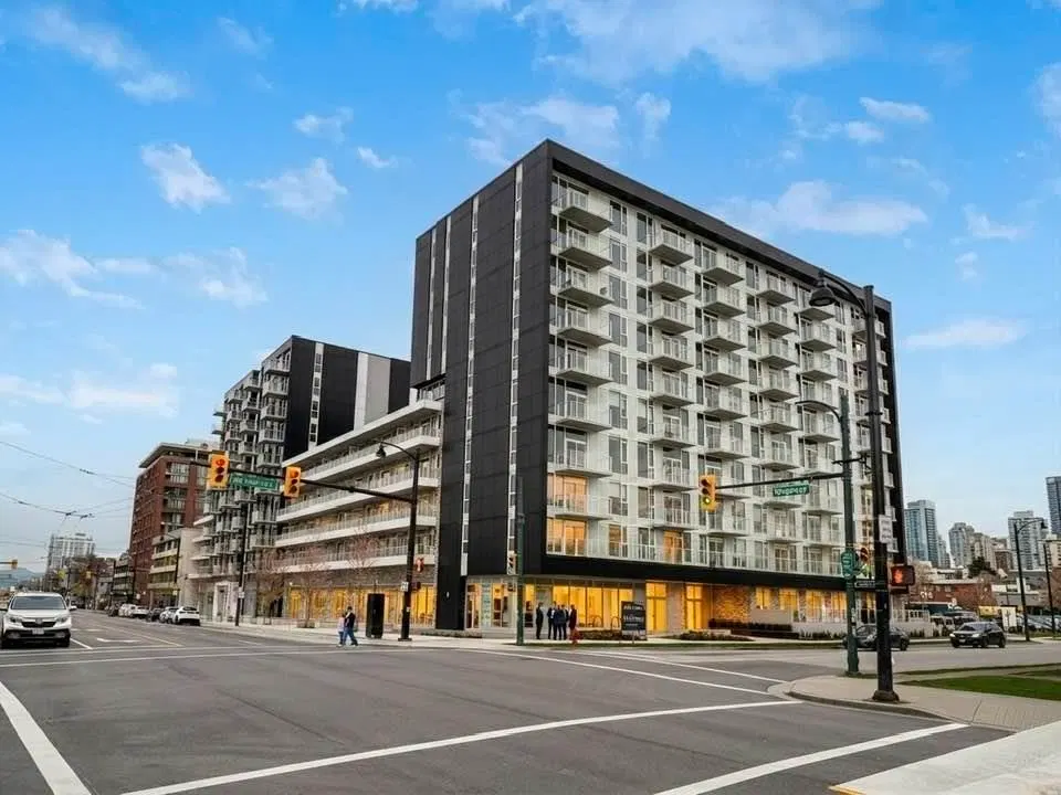 #261 – 5189 Earles Street