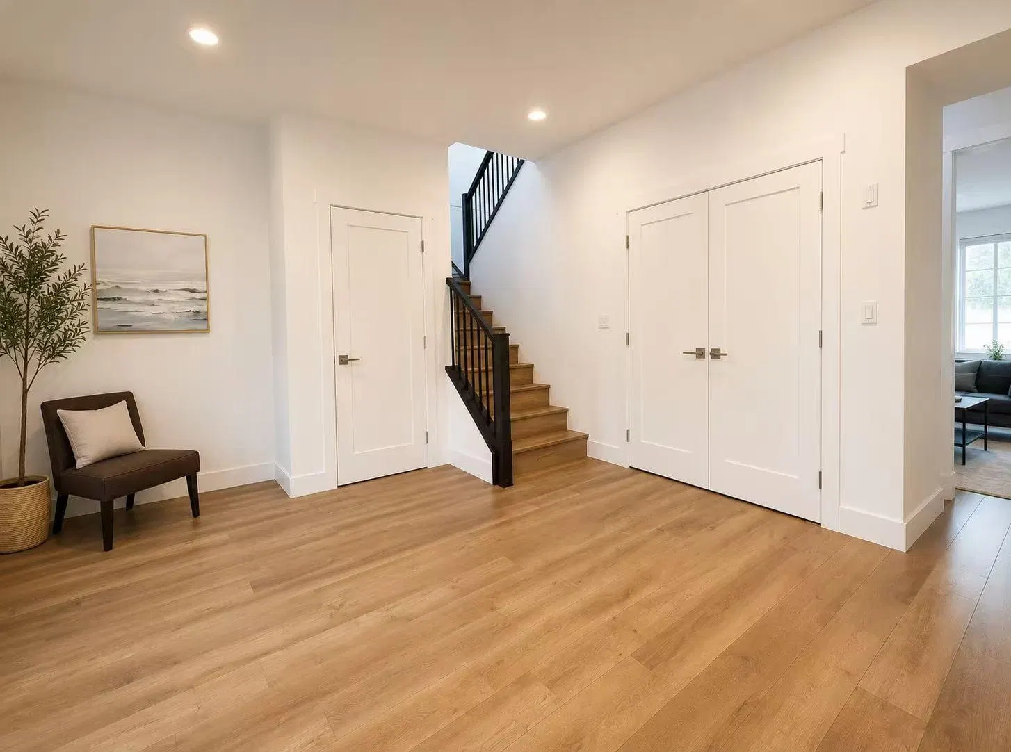 Photo 3 of 19 at 63866 Beech Avenue