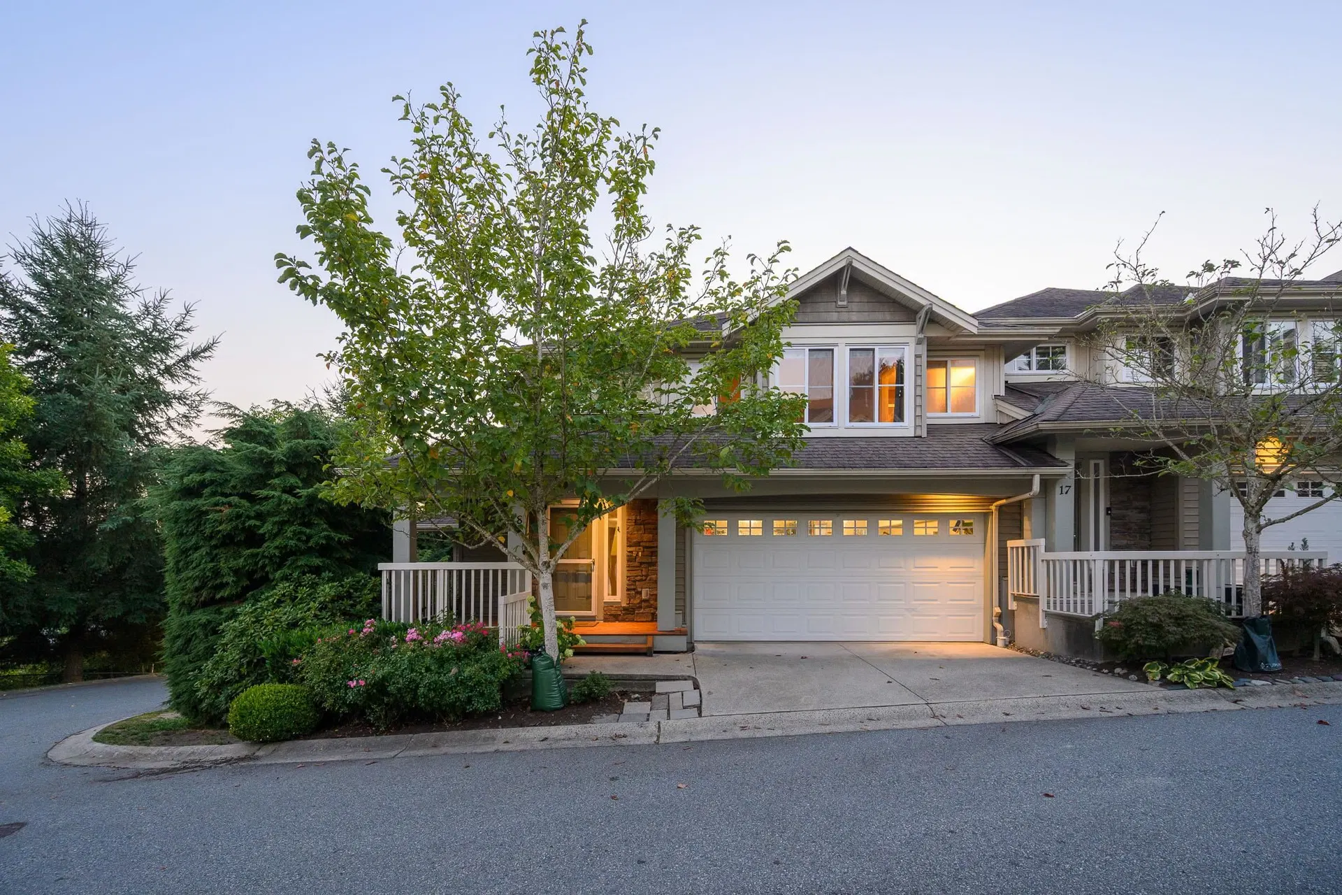 Photo 3 of 40 at #18 – 11160 234a Street