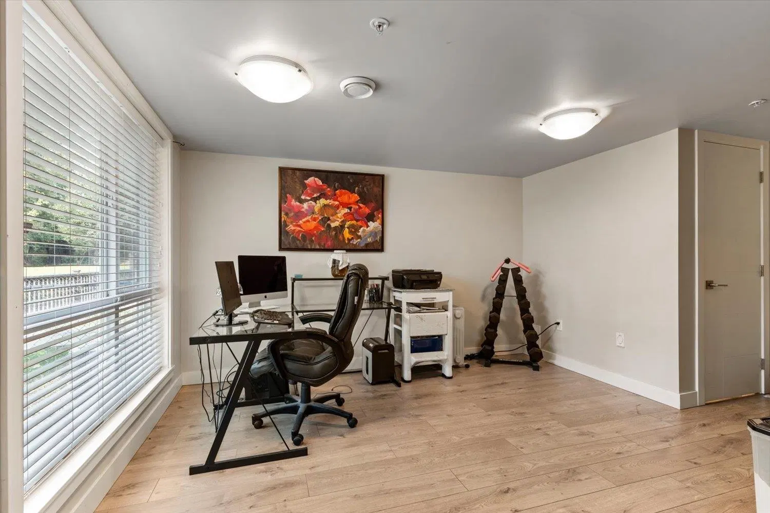 Photo 5 of 32 at #12 – 8413 Midtown Way