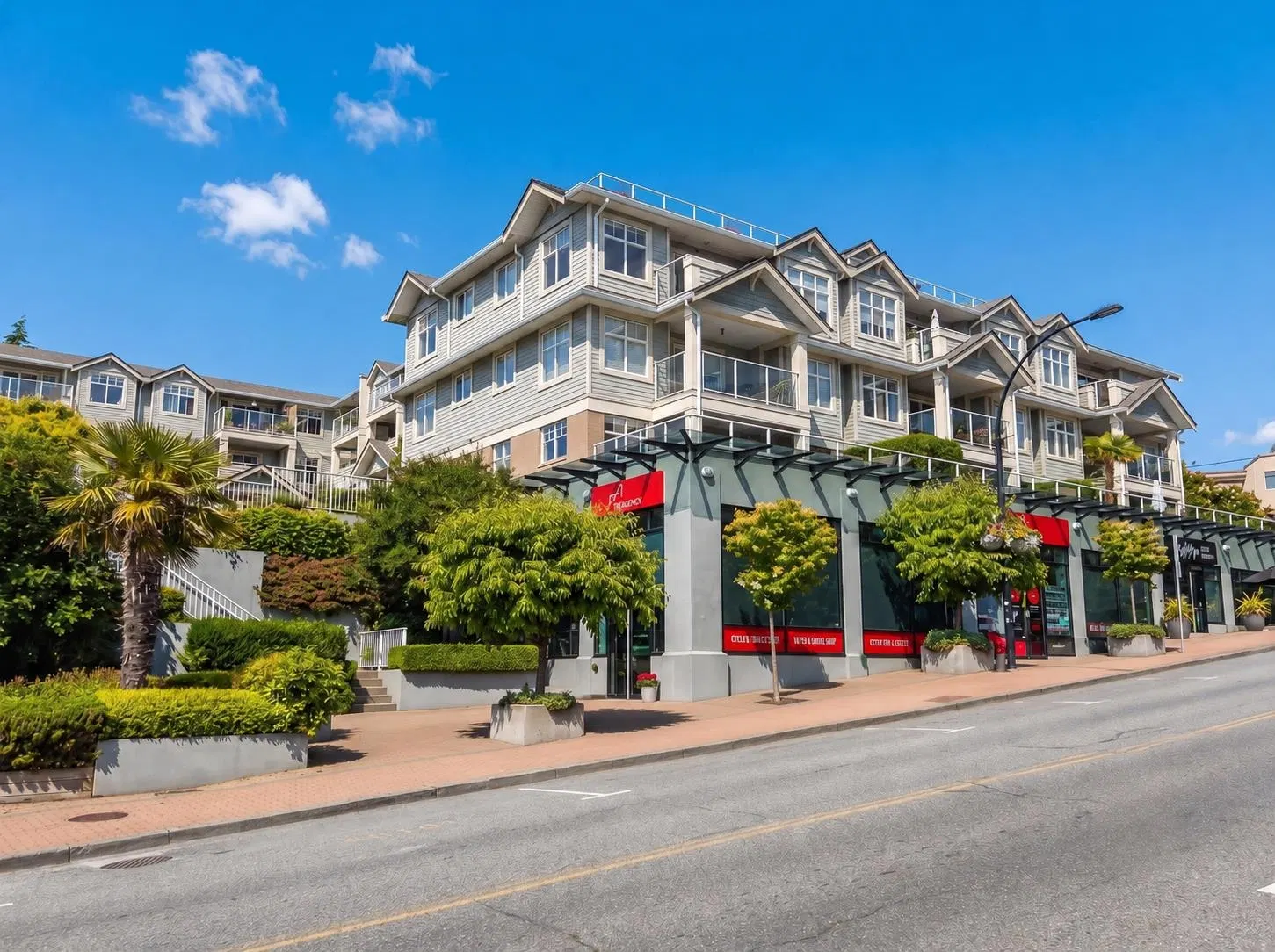 Photo 1 of 23 at #204 – 15621 Marine Drive