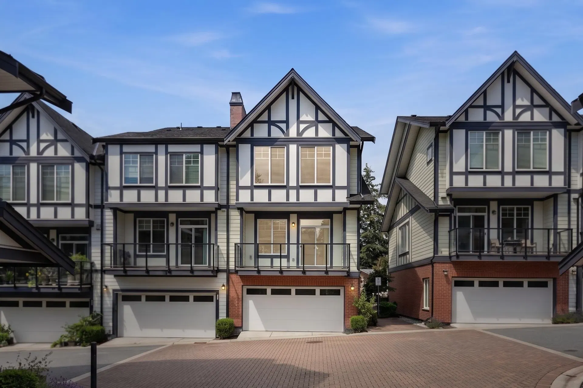 Photo 1 of 38 at #17 – 11188 72 Avenue