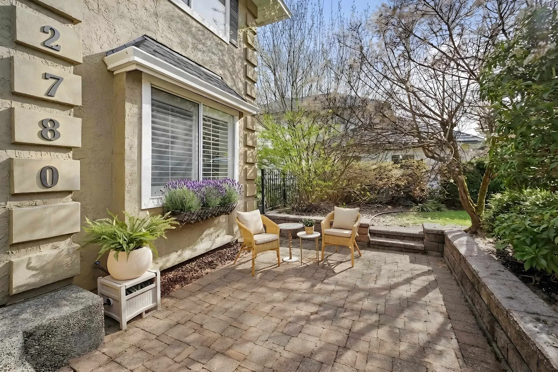 Photo 3 of 33 at 2780 Cultus Court