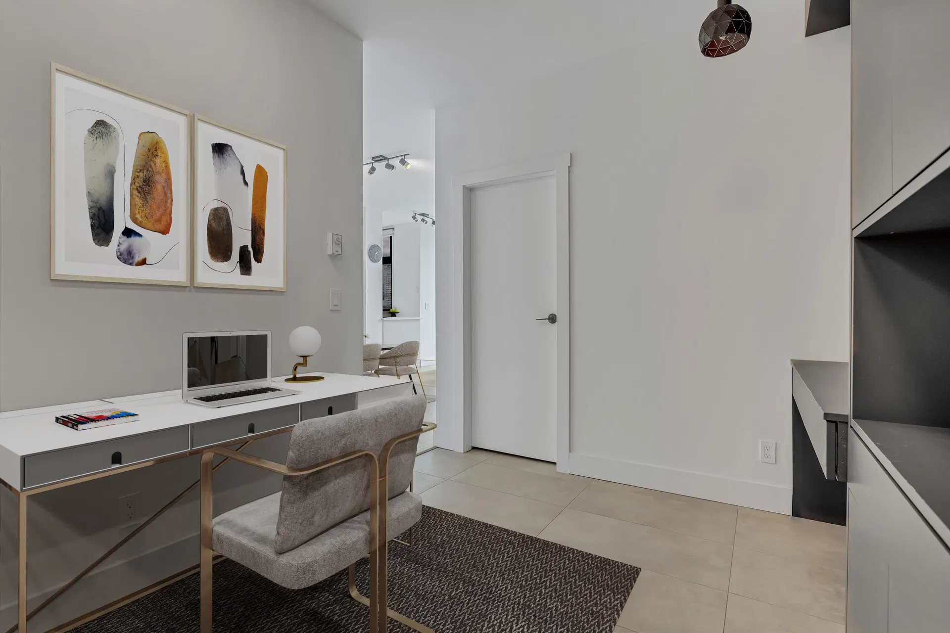 Photo 4 of 17 at #2402 – 1239 W Georgia Street