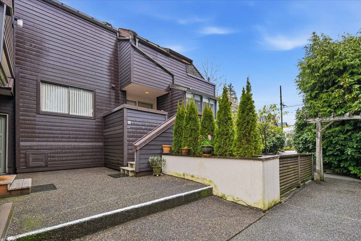 Photo 1 of 22 at #6 – 5730 Carnarvon Street