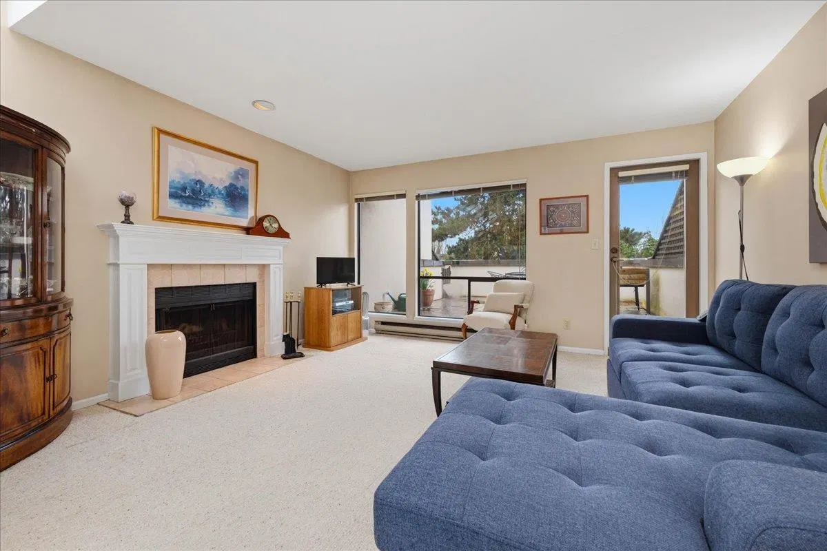 Photo 2 of 22 at #6 – 5730 Carnarvon Street